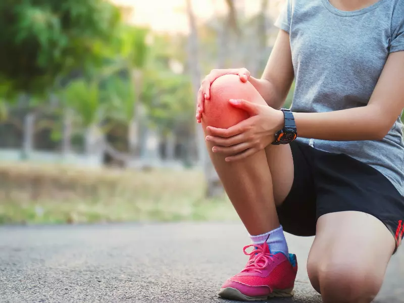 Knee Pain Treatment Near Me in Spring Hill, TN. Chiropractic Consultation for Knee Pain Relief.